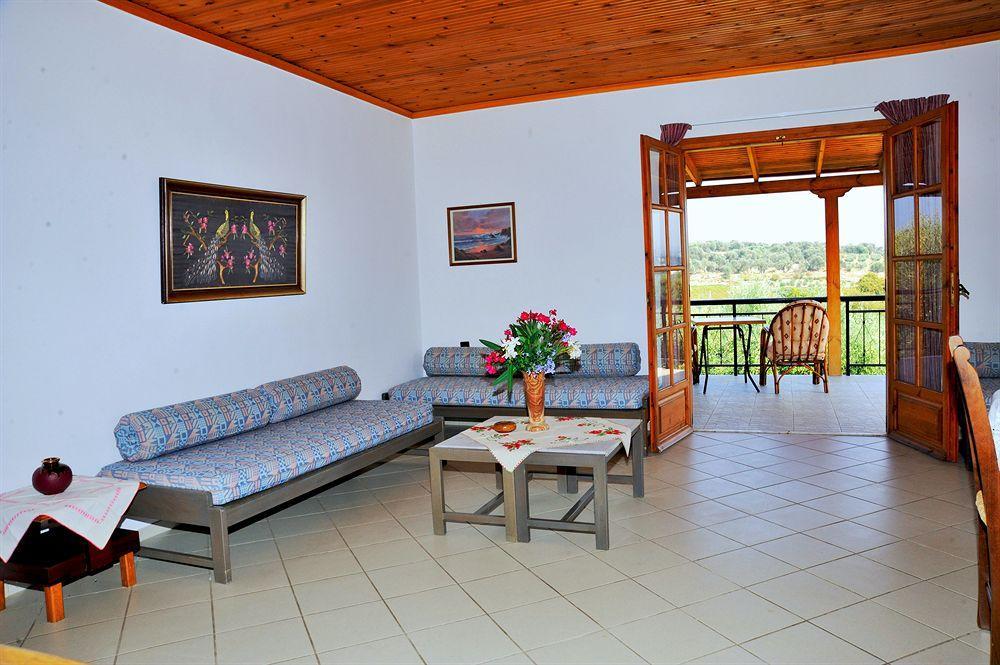 Lefkothea Villas With Large Pool, Bbq & Playground Adelianos Kampos Exterior foto