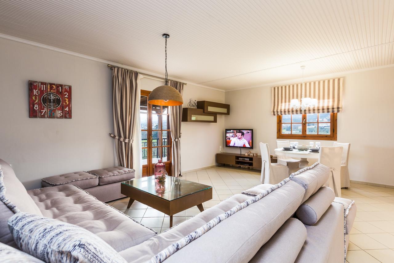Lefkothea Villas With Large Pool, Bbq & Playground Adelianos Kampos Exterior foto