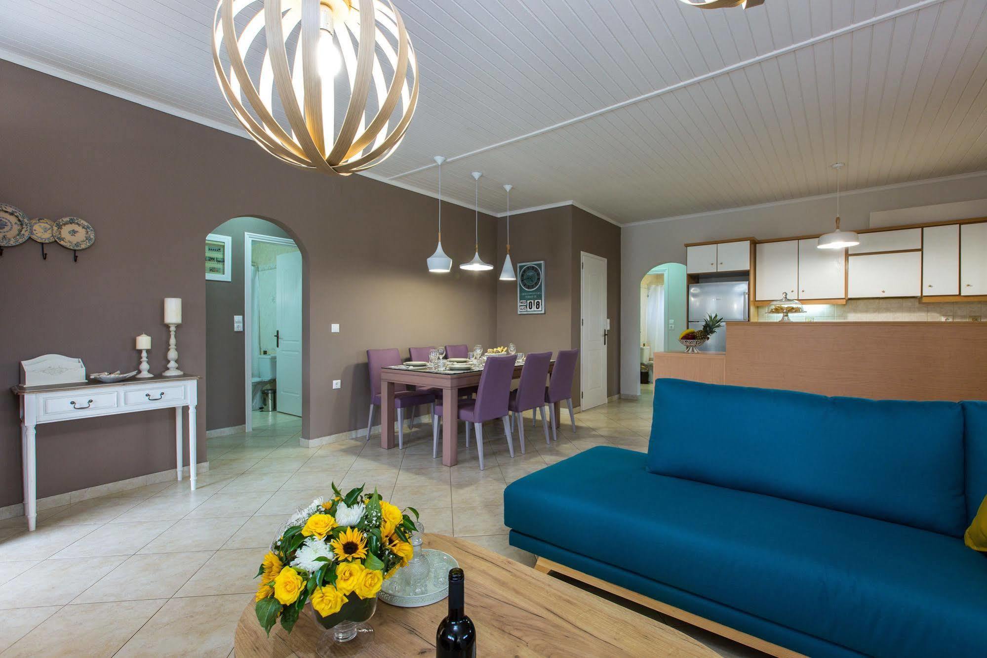 Lefkothea Villas With Large Pool, Bbq & Playground Adelianos Kampos Exterior foto